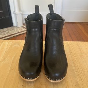Swedish Hasbeens Black Zip It Emy Boots - Size 36